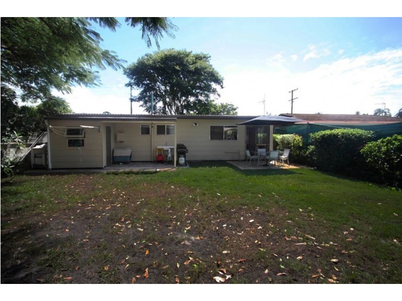 31 Jacaranda Avenue, Runaway Bay QLD 4216