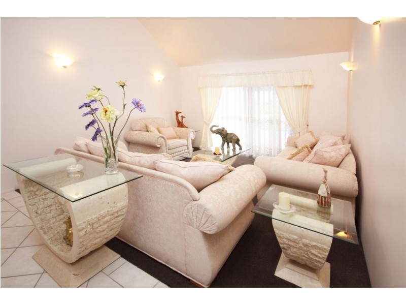 22 Anchorage Way, Biggera Waters QLD 4216