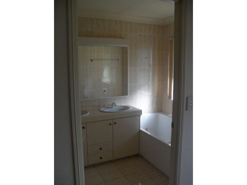 54/100 Morala Avenue, Runaway Bay QLD 4216