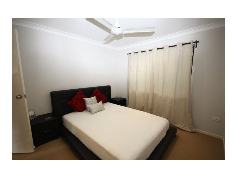 1/24 Bruce Avenue, Paradise Point QLD 4216