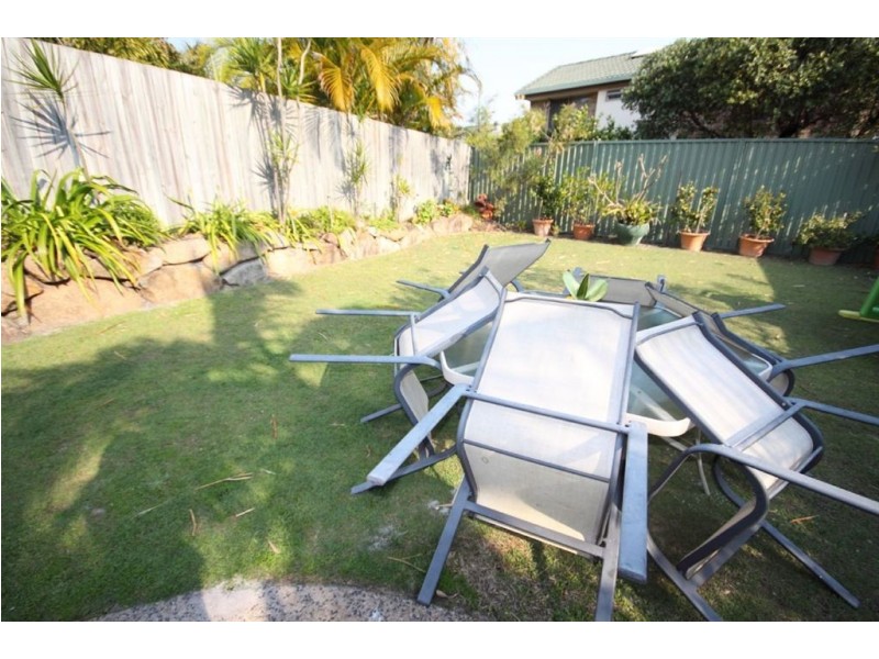 15/276-278 Oxley Drive “La Place”, Coombabah QLD 4216