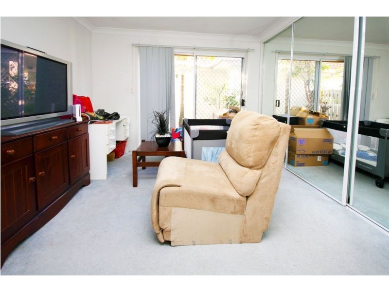 15/276-278 Oxley Drive “La Place”, Coombabah QLD 4216