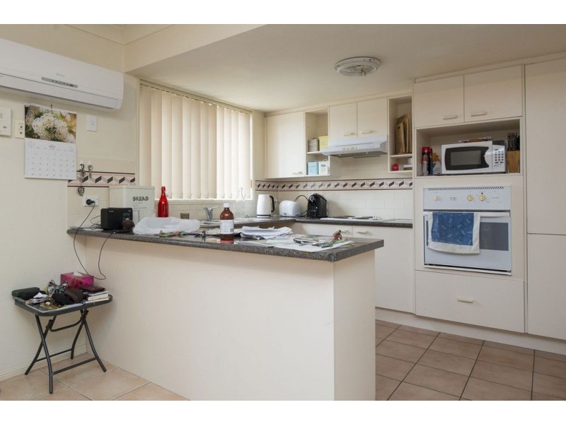 8/400 Pine Ridge Road, Coombabah QLD 4216