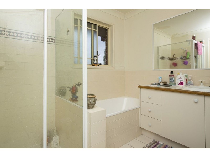 8/400 Pine Ridge Road, Coombabah QLD 4216