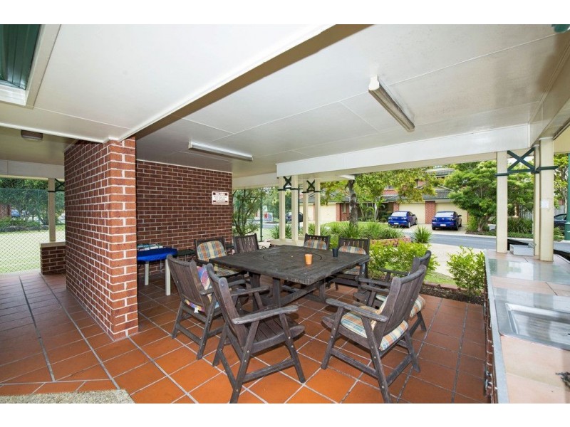 8/400 Pine Ridge Road, Coombabah QLD 4216