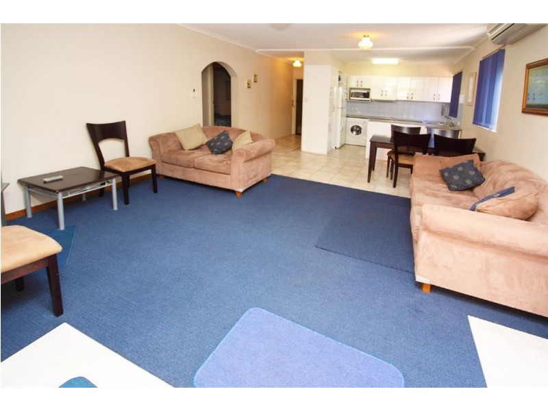 13/490 Marine Parade, Biggera Waters QLD 4216