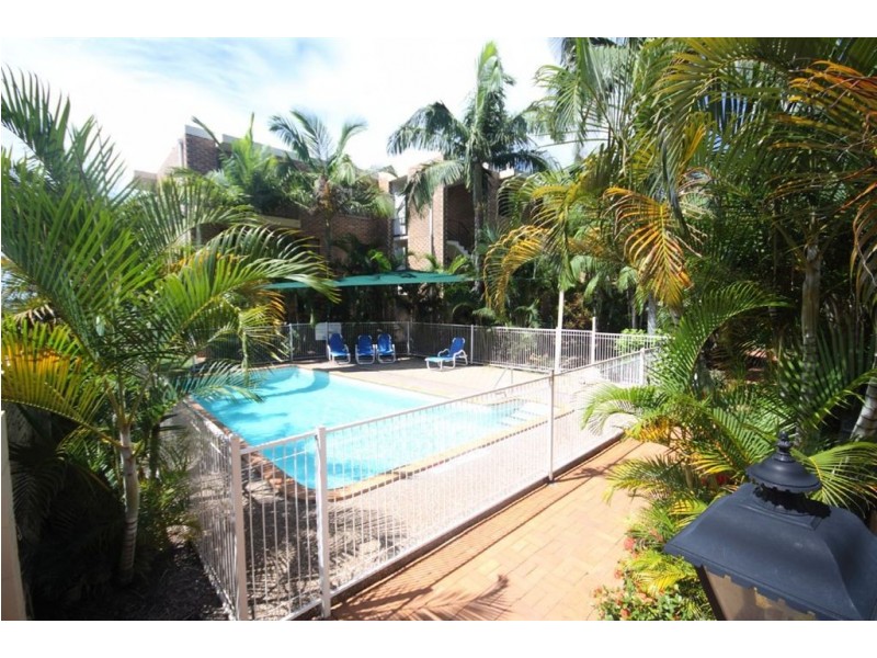 13/490 Marine Parade, Biggera Waters QLD 4216