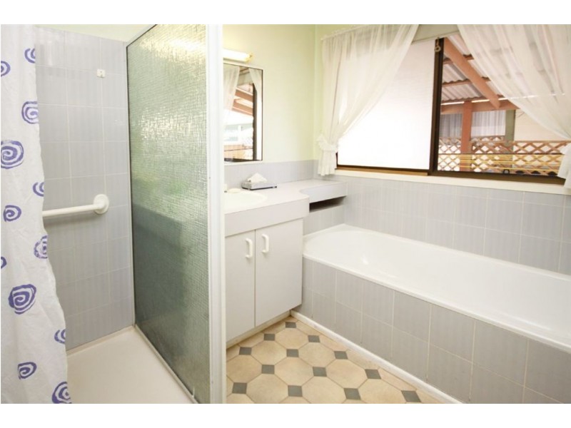 Villa 162/368 Oxley Drive, Runaway Bay QLD 4216