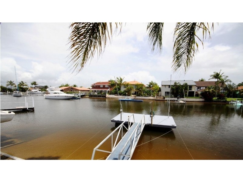 11 Columbus Drive, Hollywell QLD 4216