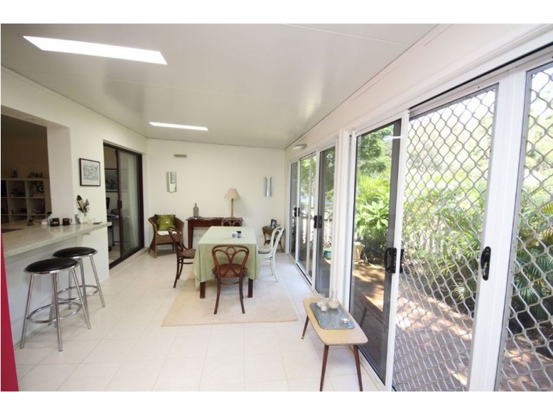 1/84 Kangaroo Avenue, Coombabah QLD 4216