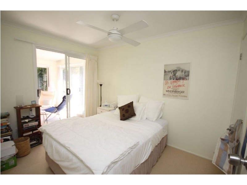 1/84 Kangaroo Avenue, Coombabah QLD 4216