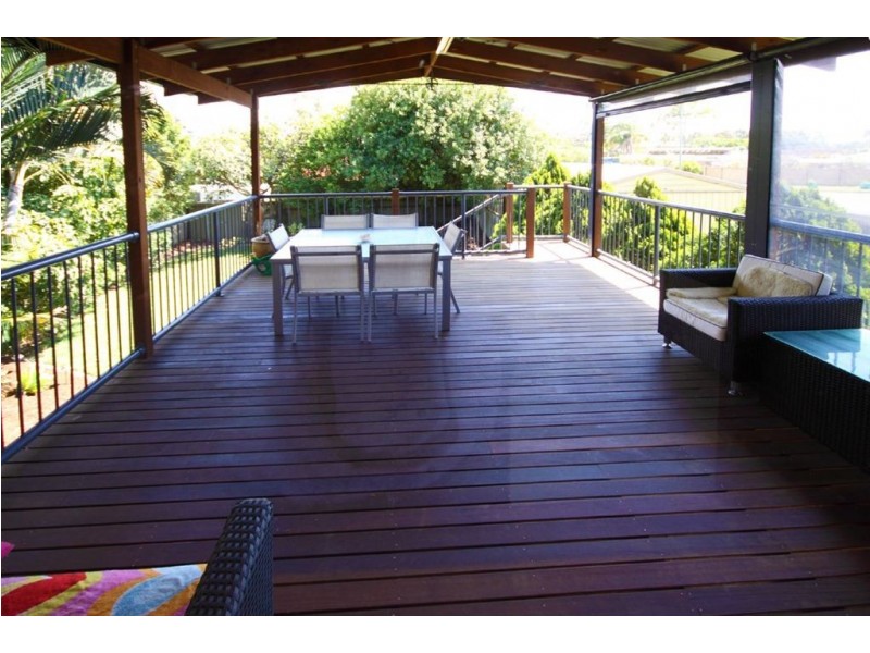71 Coombabah Road, Runaway Bay QLD 4216