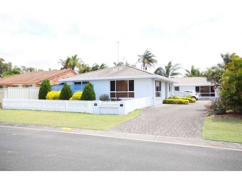1/11 Sanctuary Court, Coombabah QLD 4216