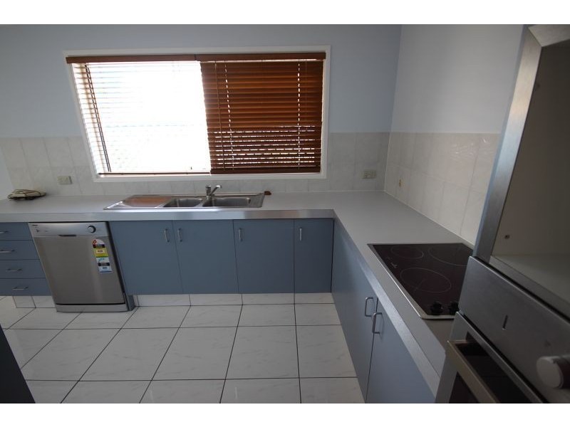 1/11 Sanctuary Court, Coombabah QLD 4216