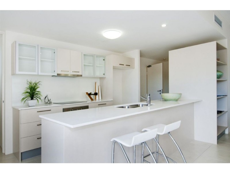 3/10 Imperial Parade, Imperial Patio Homes, Labrador QLD 4215