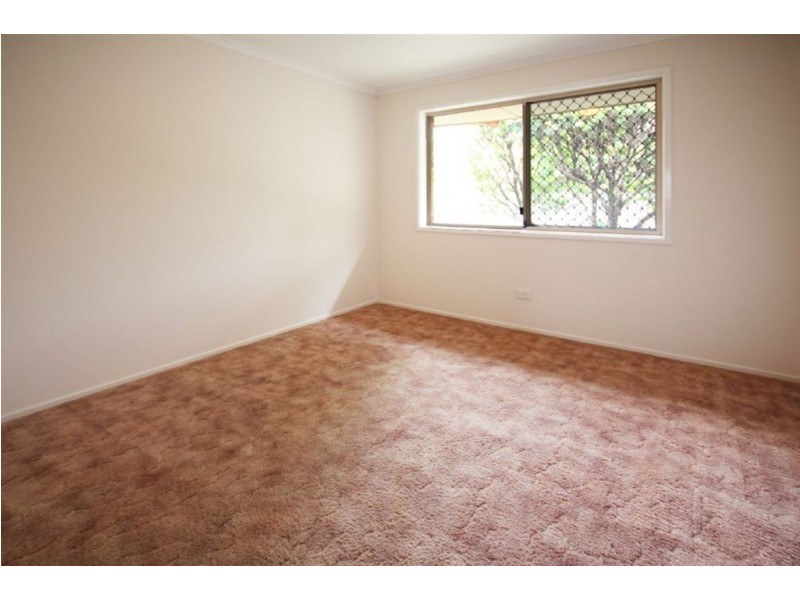 2/41 Harley, Labrador QLD 4215