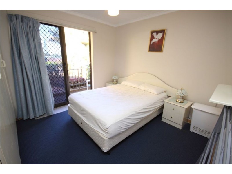 13/490 Marine Parade, Biggera Waters QLD 4216