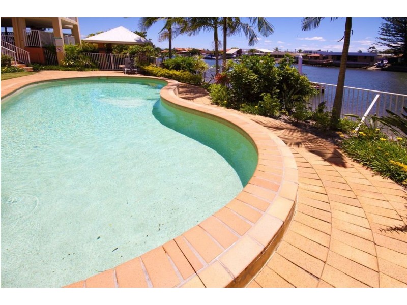 29/11-19 Taylor Street, Biggera Waters QLD 4216