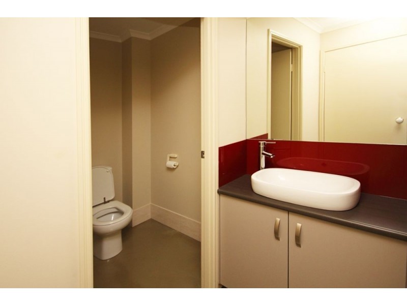 9/6 Harley Street, Labrador QLD 4215