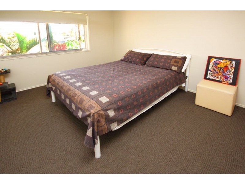 9/6 Harley Street, Labrador QLD 4215