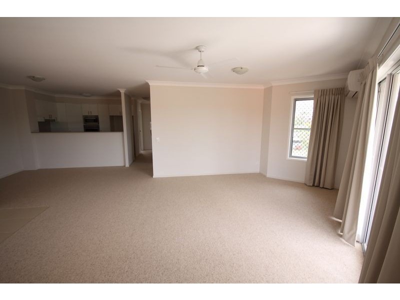 11/99 Muir Street, Labrador QLD 4215