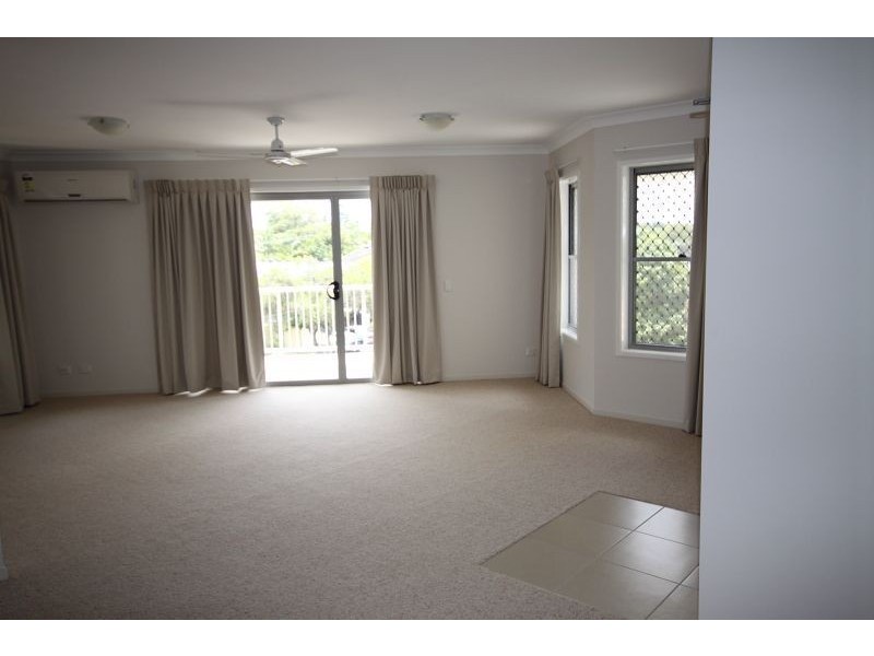 11/99 Muir Street, Labrador QLD 4215