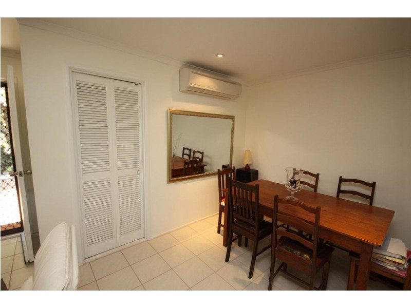 1/84 Kangaroo Avenue, Coombabah QLD 4216