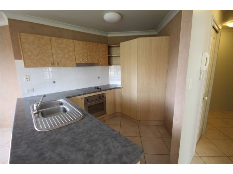 15/89 Bayview Street, Runaway Bay QLD 4216