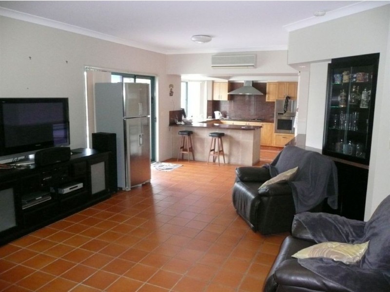 19 Madang Crescent, Runaway Bay QLD 4216