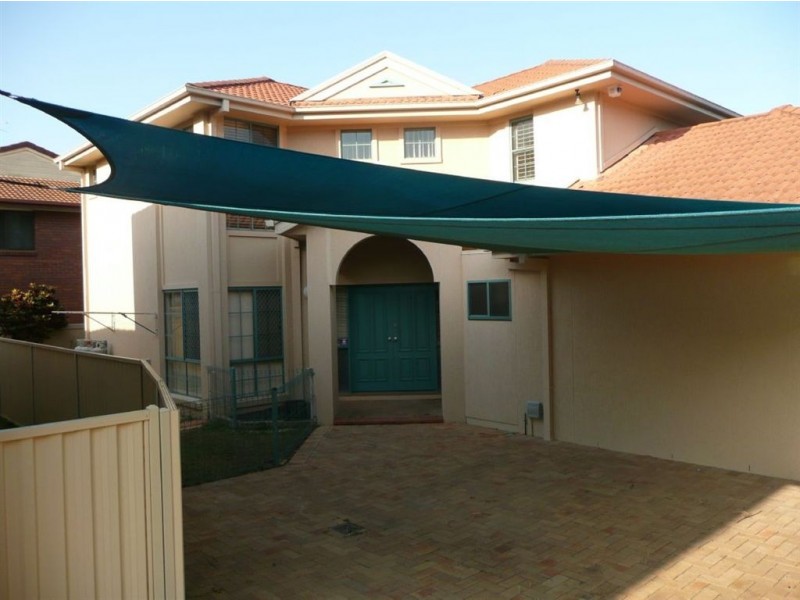 19 Madang Crescent, Runaway Bay QLD 4216