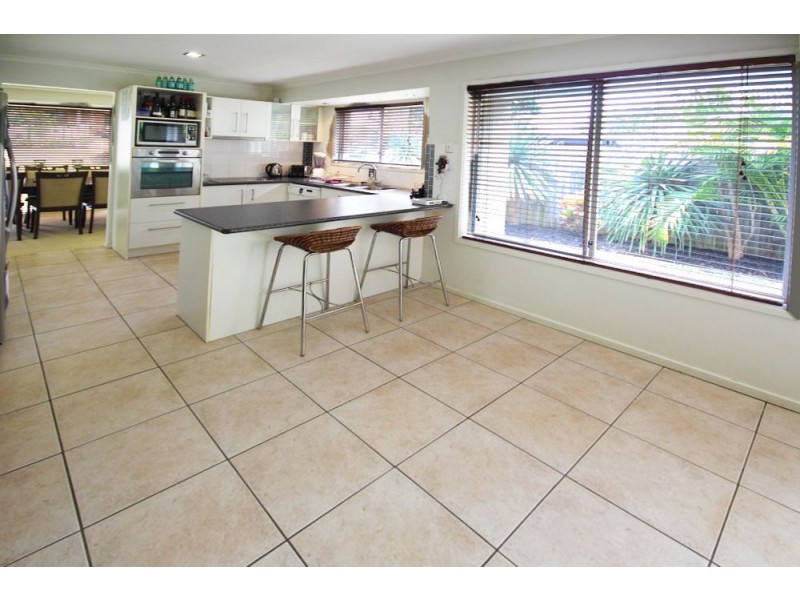 3 Barradine Crescent, Helensvale QLD 4212