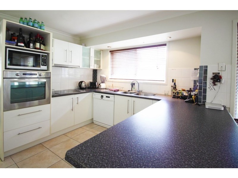 3 Barradine Crescent, Helensvale QLD 4212