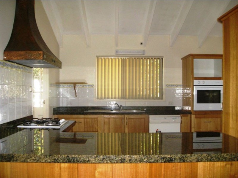 65 Turana Street, Coombabah QLD 4216