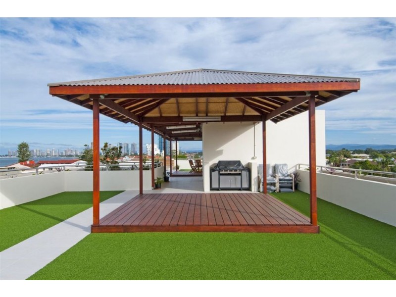 5/10 Imperial Parade, Labrador QLD 4215