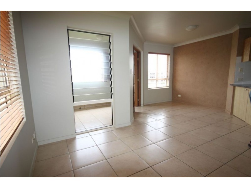 15/89 Bayview Street, Runaway Bay QLD 4216