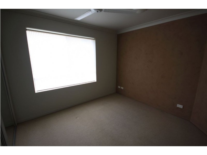 15/89 Bayview Street, Runaway Bay QLD 4216