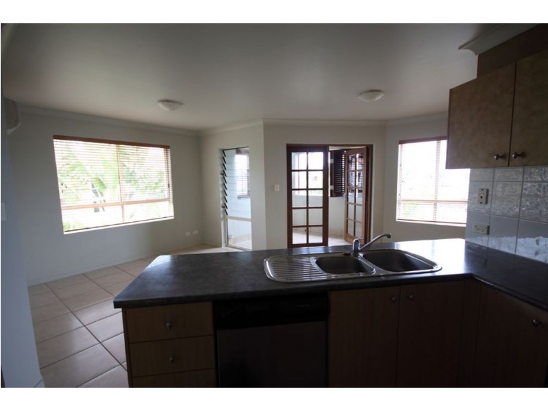 15/89 Bayview Street, Runaway Bay QLD 4216