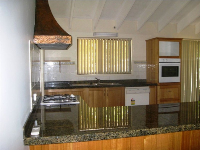 65 Turana Street, Coombabah QLD 4216