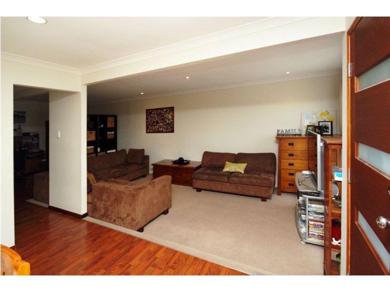 14 Matisse Court, Coombabah QLD 4216