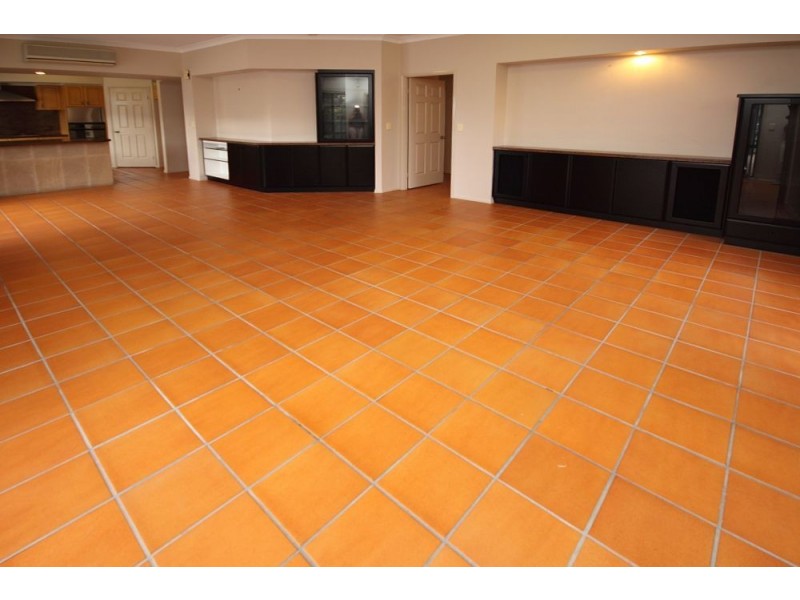 19 Madang Crescent, Runaway Bay QLD 4216