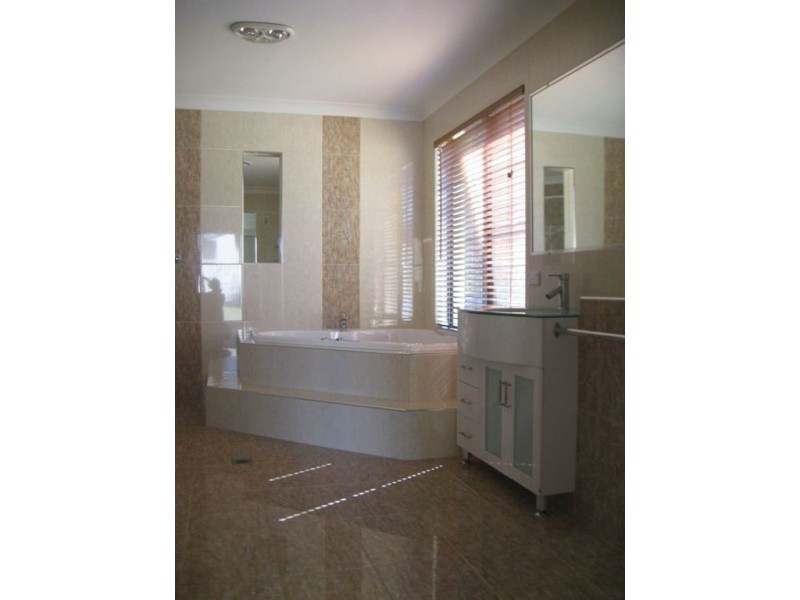 15 Lagos Court, Coombabah QLD 4216