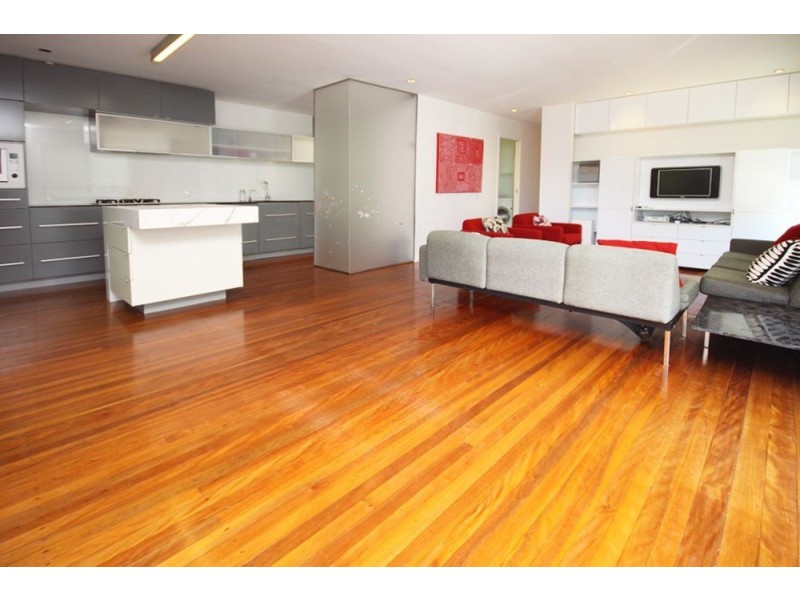 28 Vernon Avenue, Labrador QLD 4215