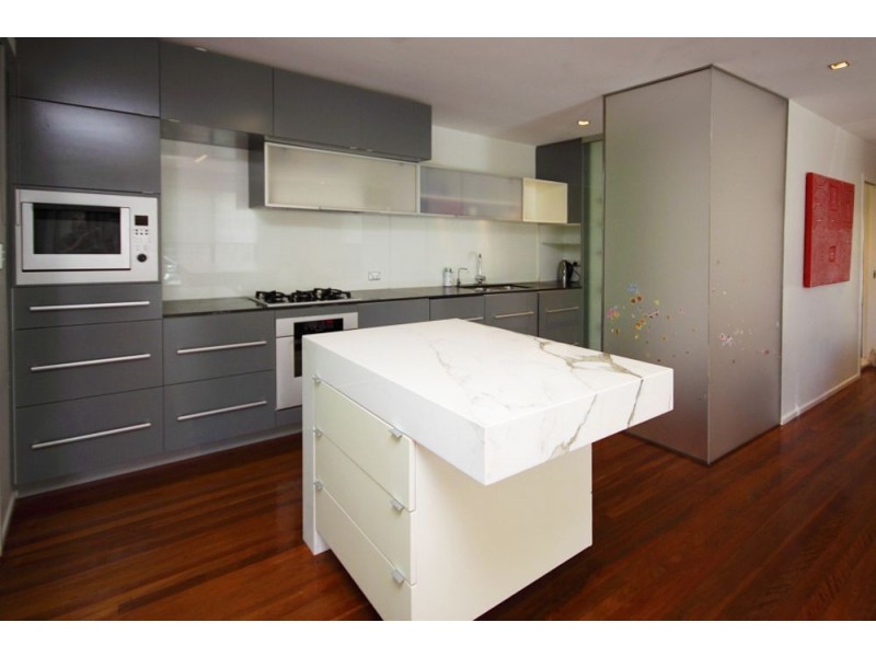 28 Vernon Avenue, Labrador QLD 4215