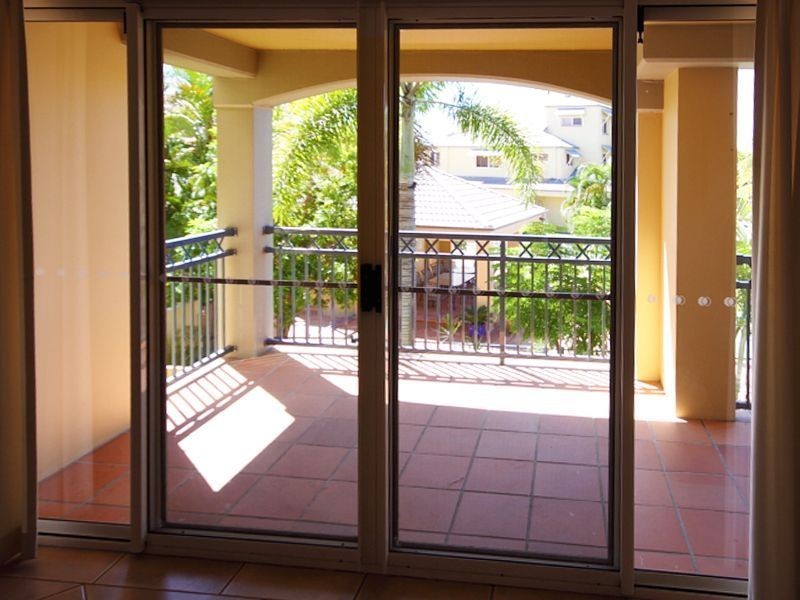 46/82 Limetree Parade, Runaway Bay QLD 4216