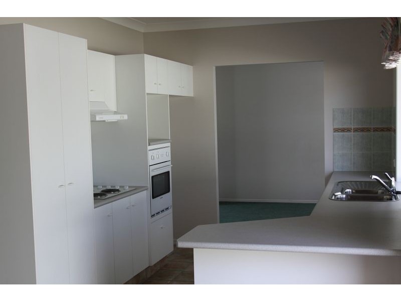 132 Columbus Drive, Runaway Bay QLD 4216