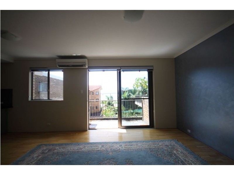 27/490 Marine Parade, Biggera Waters QLD 4216