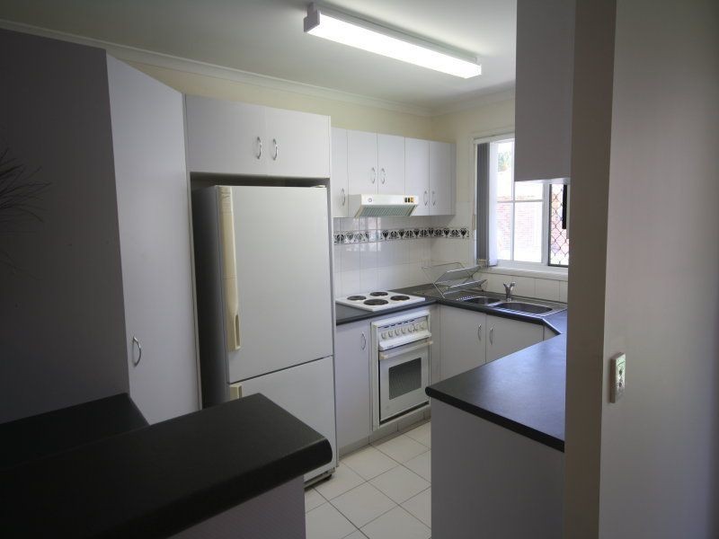 33/27 Raintree Glen, Coombabah QLD 4216
