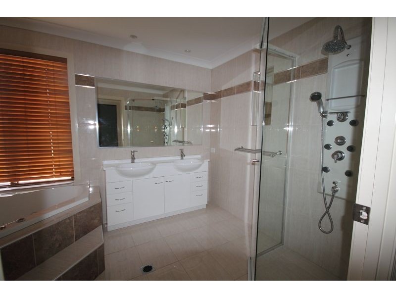 15 Lagos Court, Coombabah QLD 4216