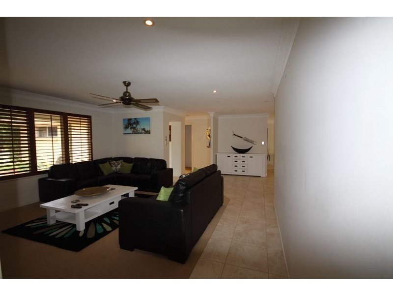 28 Oak Avenue, Surfers Paradise QLD 4217