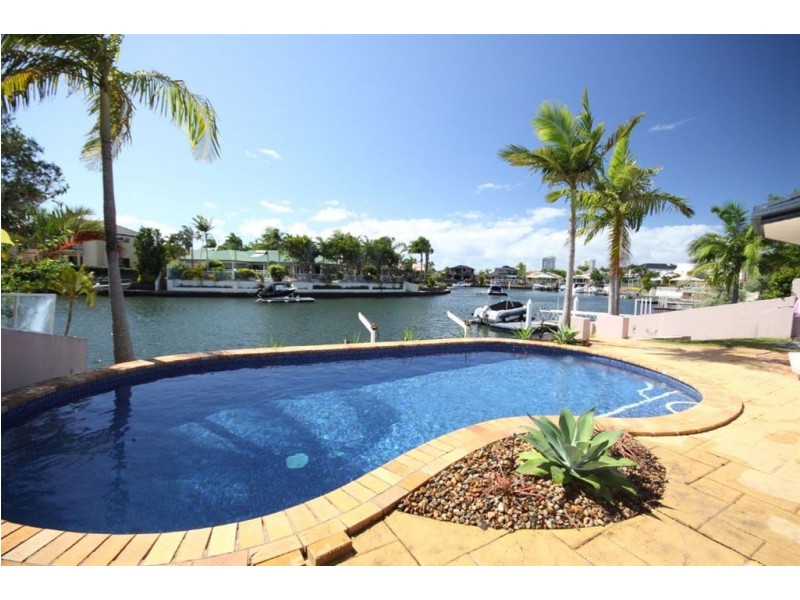 77 Sundance Way, Runaway Bay QLD 4216